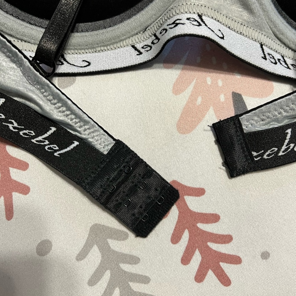 Jezebel Silver and Black Women's Bra - Picture 3 of 7